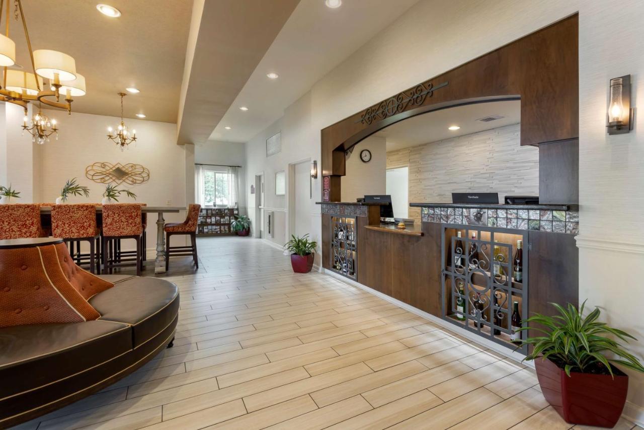 פן יאן Best Western Plus Vineyard Inn And Suites מראה חיצוני תמונה